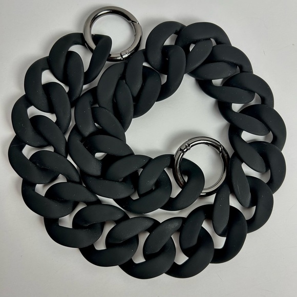 Chunky chain acrylic rubber coated link strap Matte Black, gunmetal hardware - Picture 1 of 4